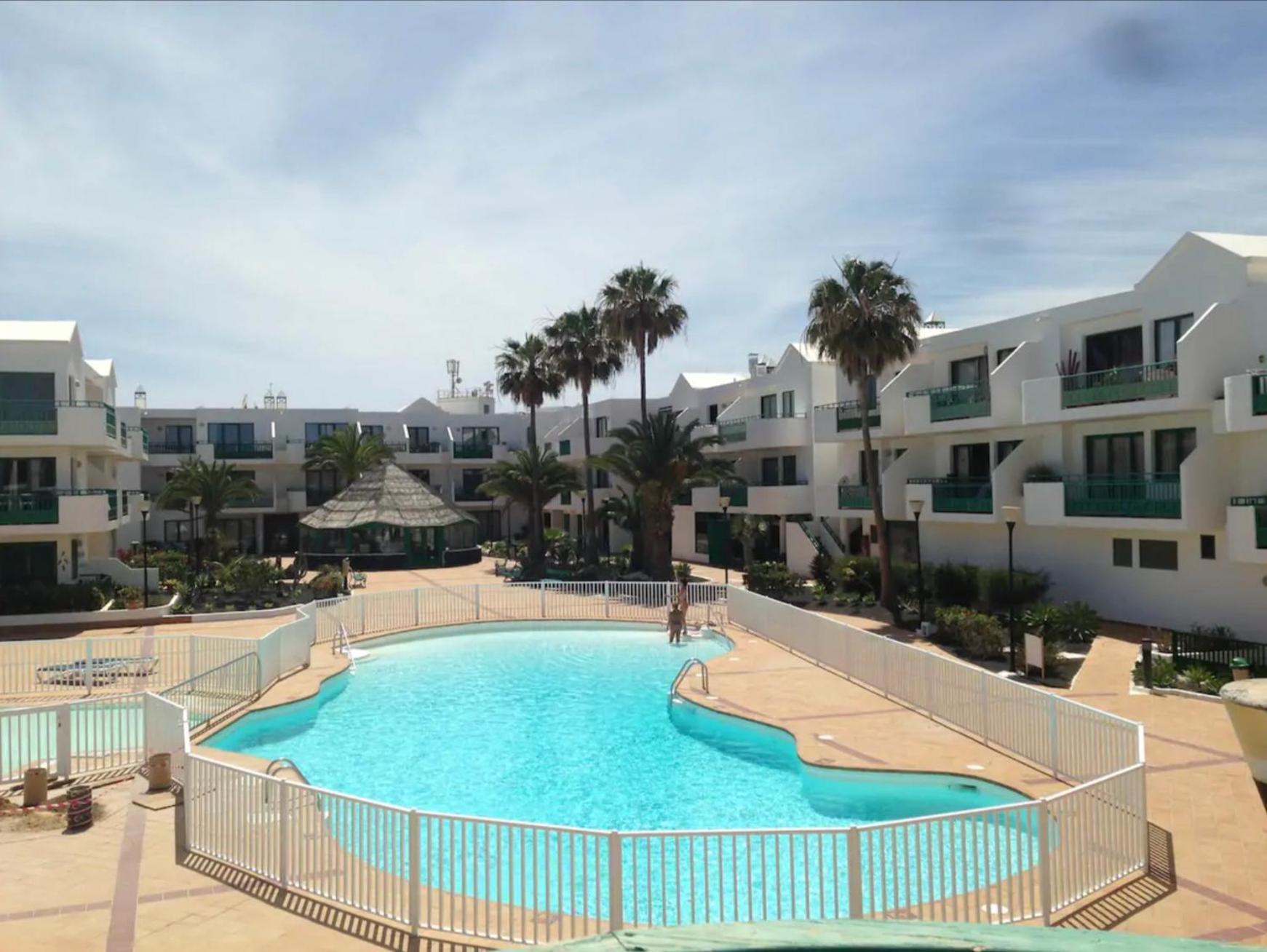 Ground Floor Apartment With Pool, Next To The Beach Коста-Тегісе Екстер'єр фото