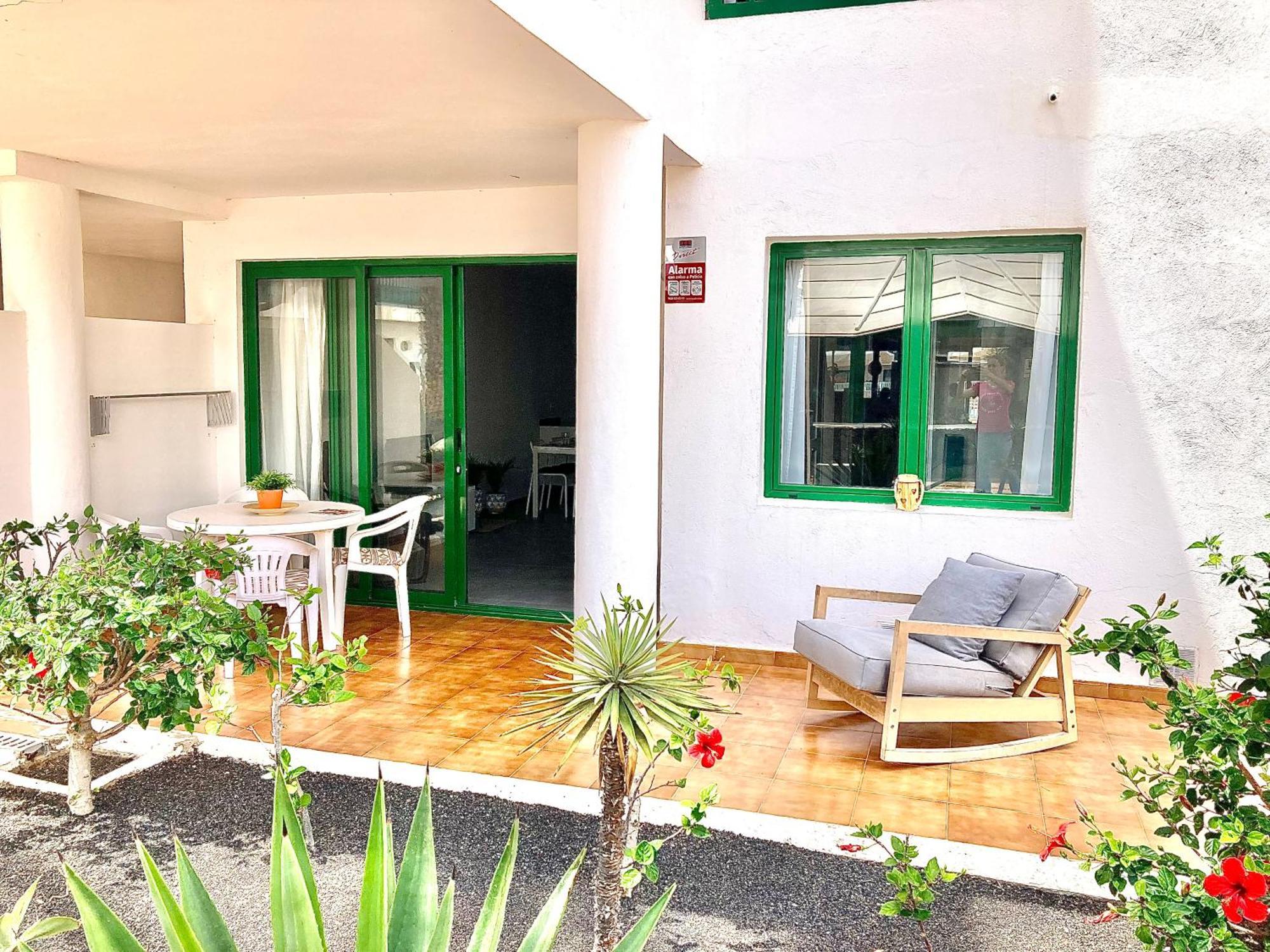 Ground Floor Apartment With Pool, Next To The Beach Коста-Тегісе Екстер'єр фото