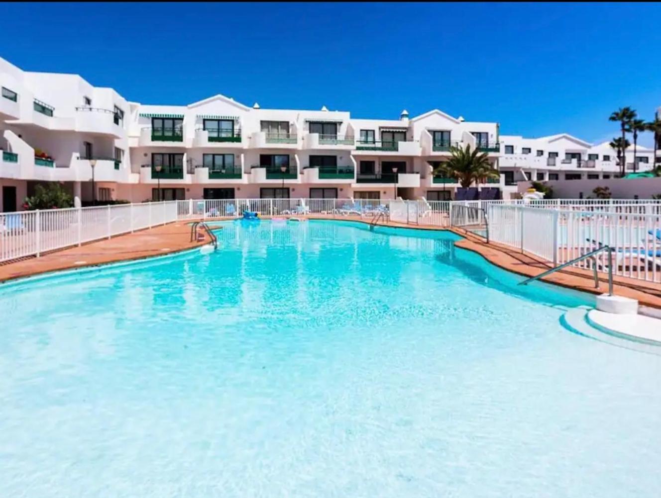 Ground Floor Apartment With Pool, Next To The Beach Коста-Тегісе Екстер'єр фото